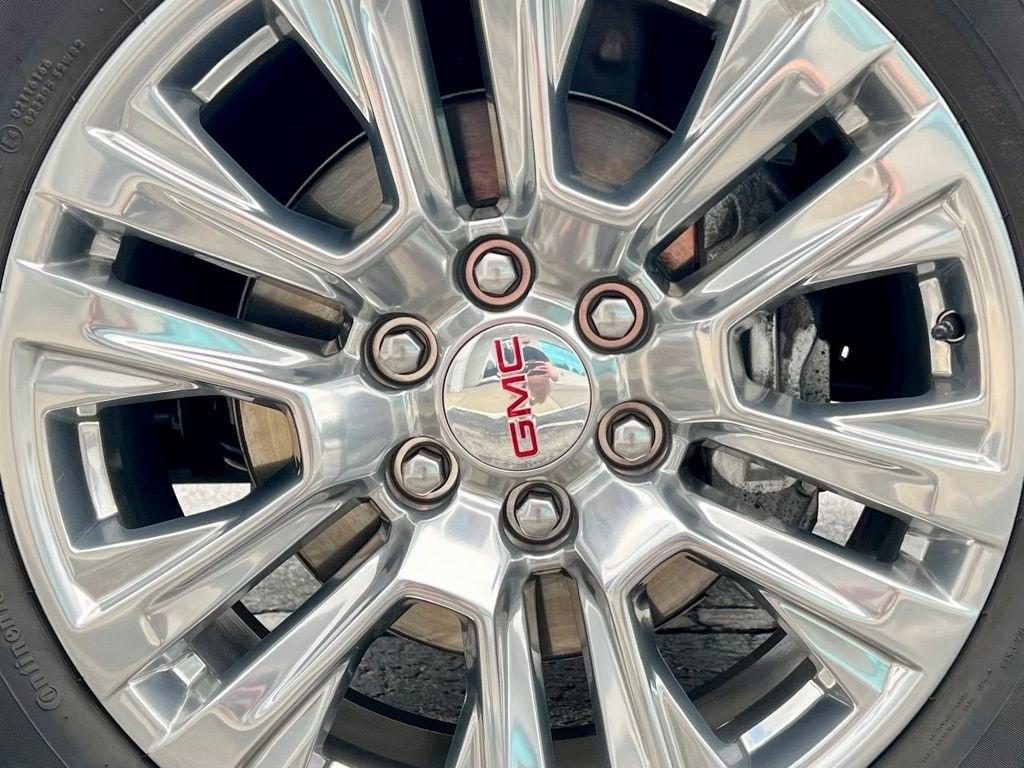 used 2024 GMC Yukon XL car, priced at $74,888