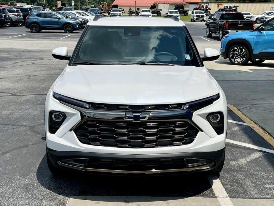 new 2025 Chevrolet TrailBlazer car, priced at $28,035