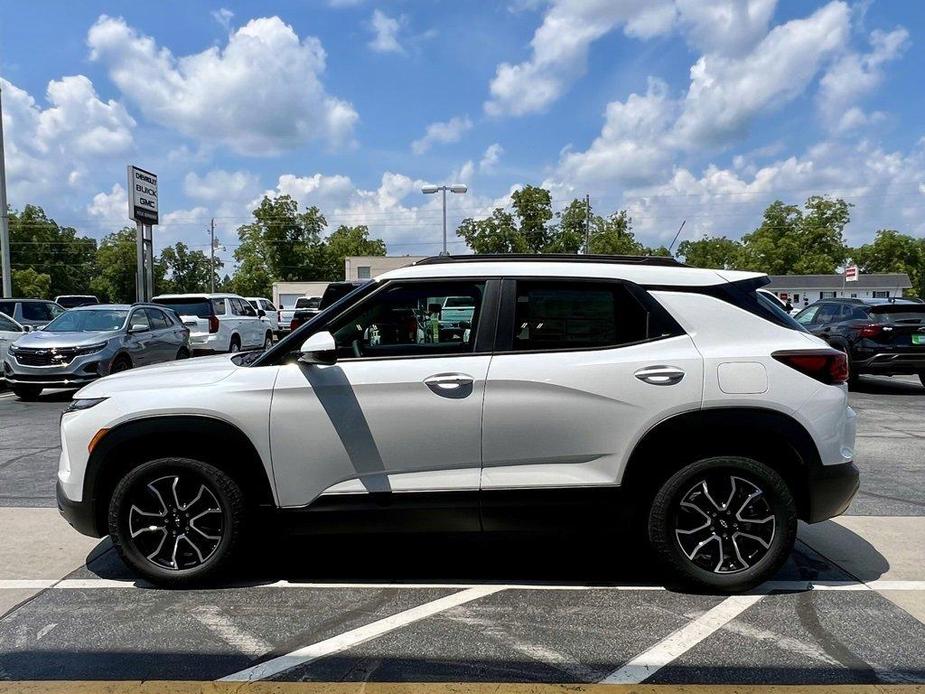 new 2025 Chevrolet TrailBlazer car, priced at $28,035