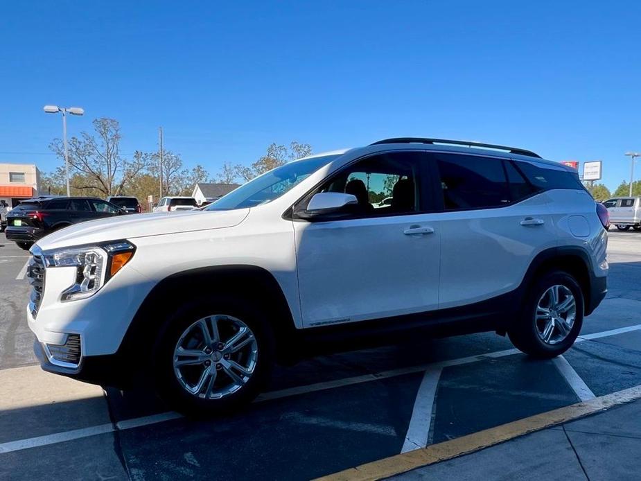 new 2024 GMC Terrain car, priced at $27,115