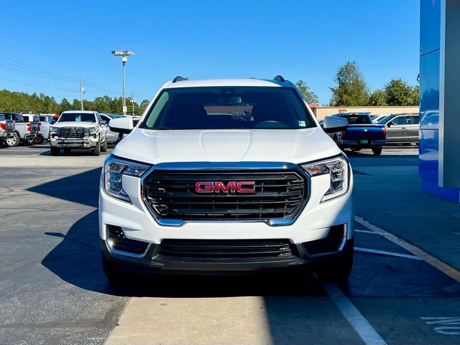 new 2024 GMC Terrain car, priced at $27,115