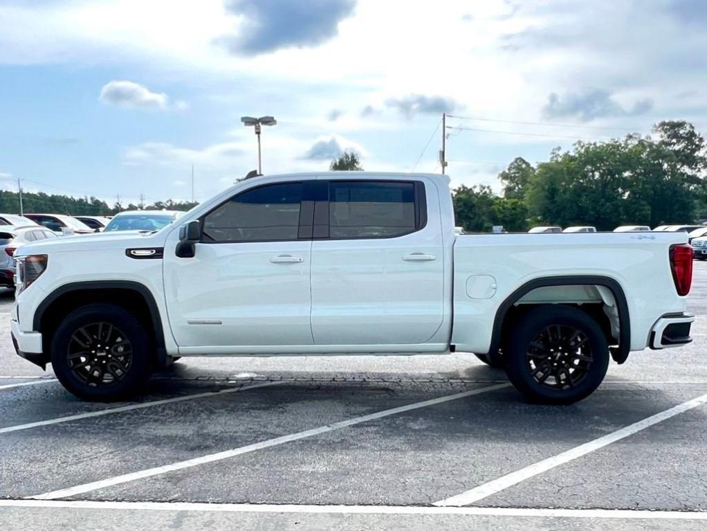 new 2024 GMC Sierra 1500 car, priced at $45,345