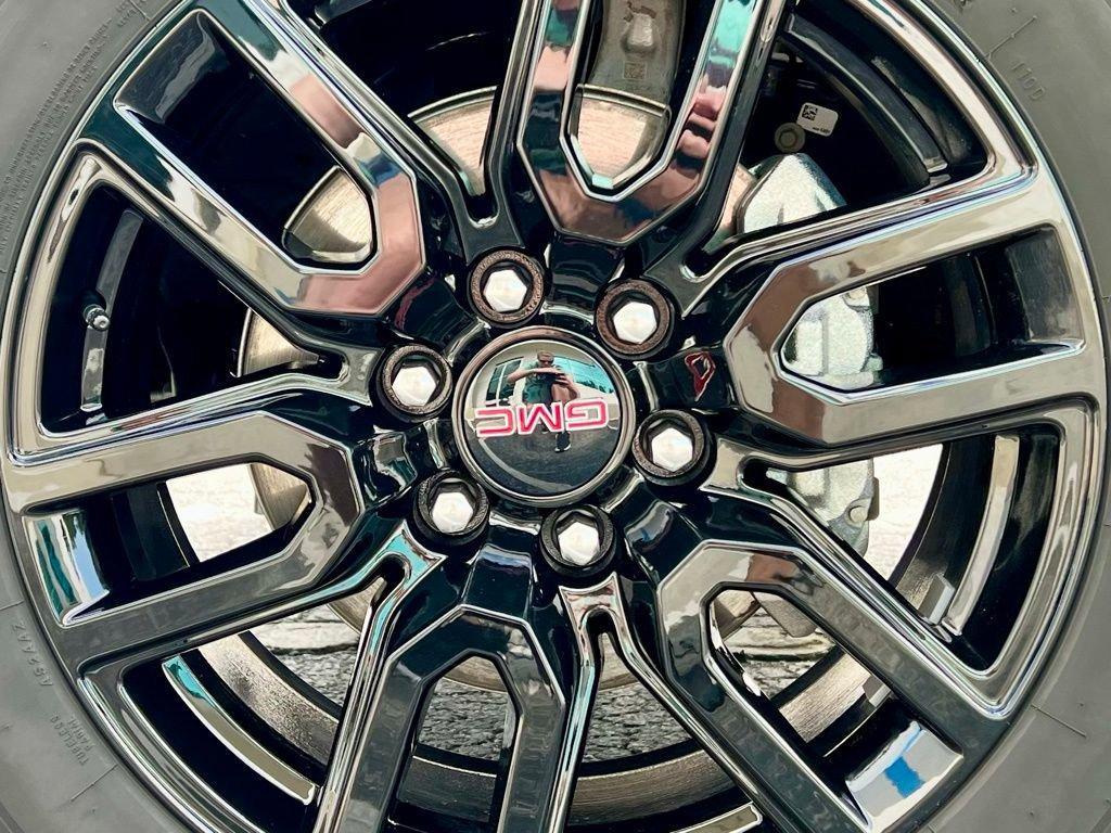 new 2024 GMC Sierra 1500 car, priced at $45,345