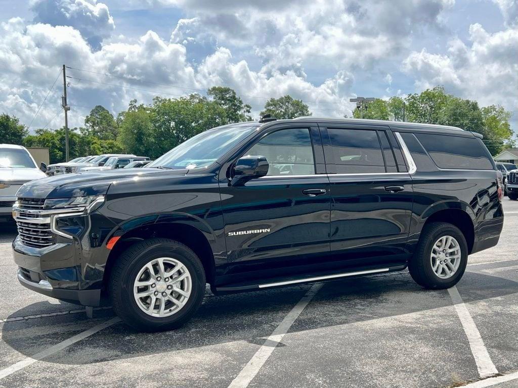 used 2023 Chevrolet Suburban car, priced at $44,650