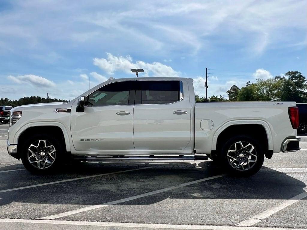 new 2025 GMC Sierra 1500 car, priced at $63,105