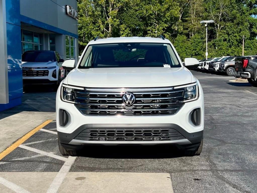 used 2024 Volkswagen Atlas car, priced at $30,888