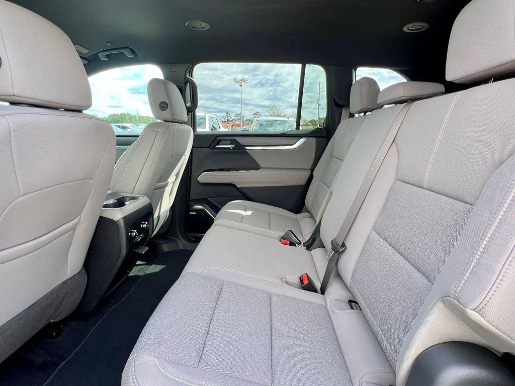 new 2025 GMC Acadia car, priced at $42,140