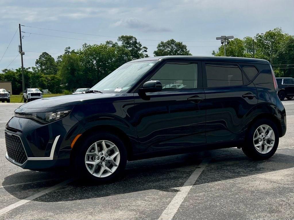 used 2025 Kia Soul car, priced at $20,410
