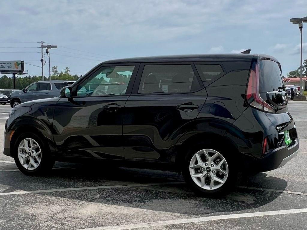 used 2025 Kia Soul car, priced at $20,410