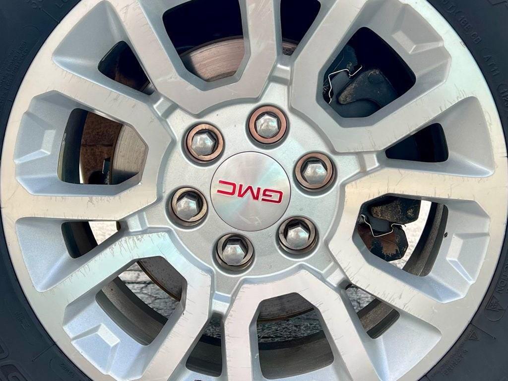 used 2014 GMC Sierra 1500 car, priced at $18,888