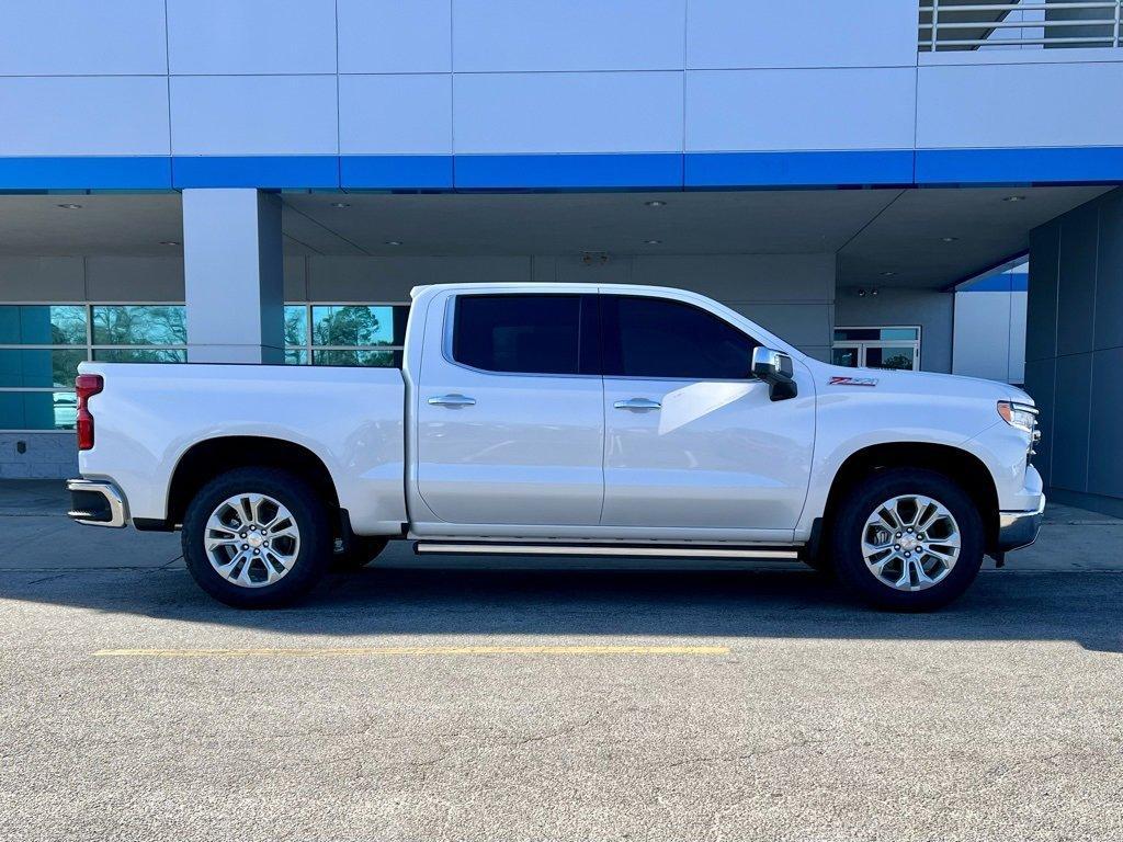 new 2025 Chevrolet Silverado 1500 car, priced at $61,800