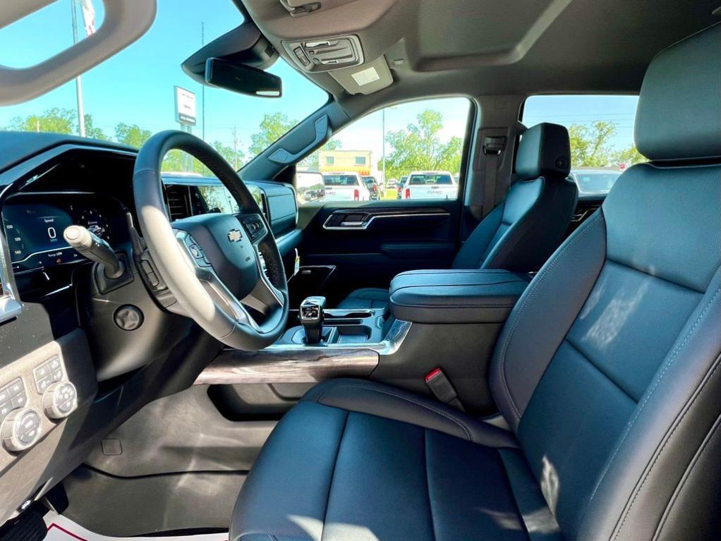 new 2025 Chevrolet Silverado 1500 car, priced at $61,435