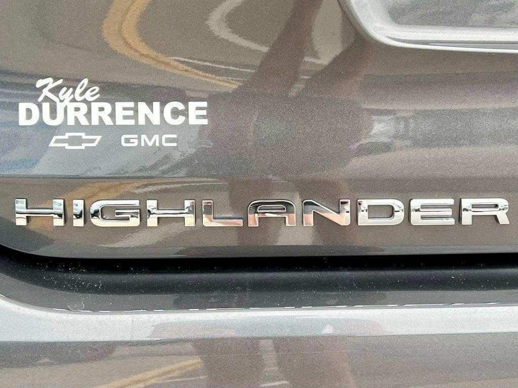 used 2023 Toyota Highlander car, priced at $37,995
