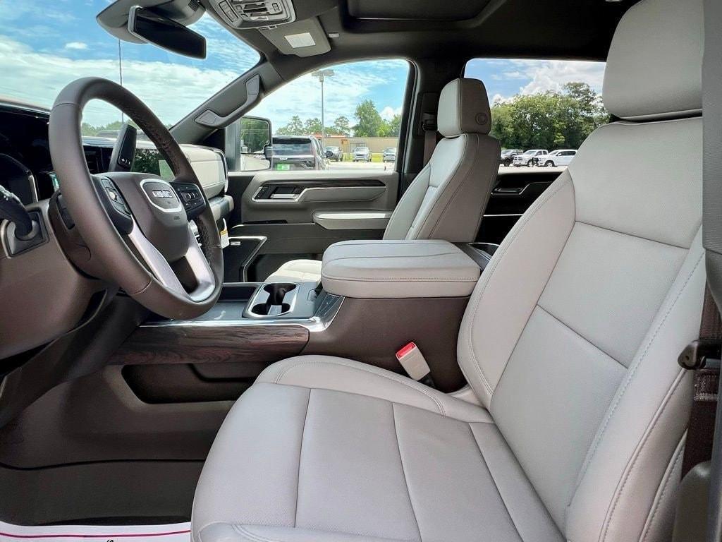 new 2025 GMC Sierra 2500 car, priced at $75,570