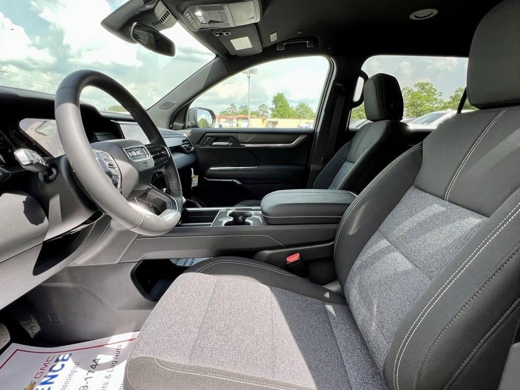 new 2025 GMC Acadia car, priced at $42,040
