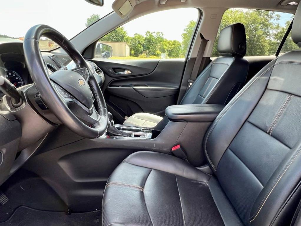 used 2022 Chevrolet Equinox car, priced at $22,854