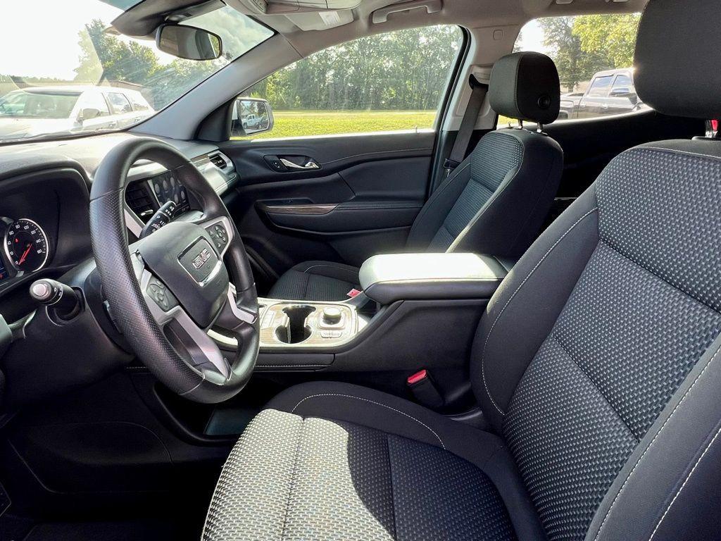 used 2023 GMC Acadia car, priced at $28,888