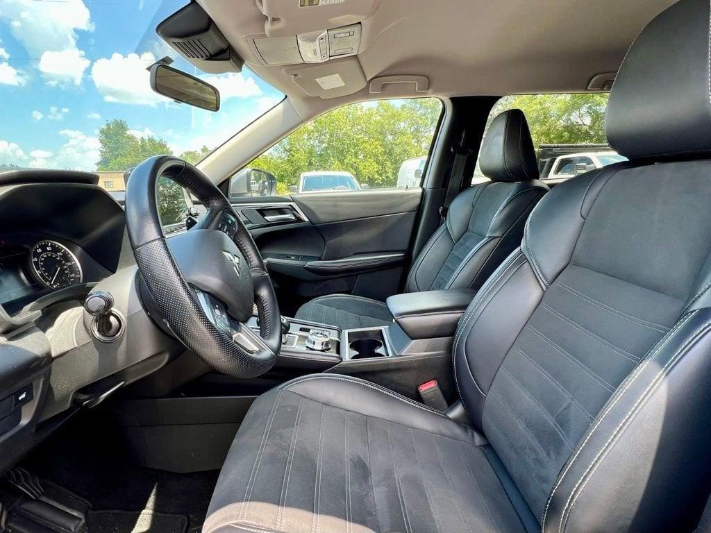 used 2024 Mitsubishi Outlander car, priced at $26,888