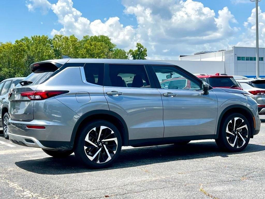 used 2024 Mitsubishi Outlander car, priced at $26,888