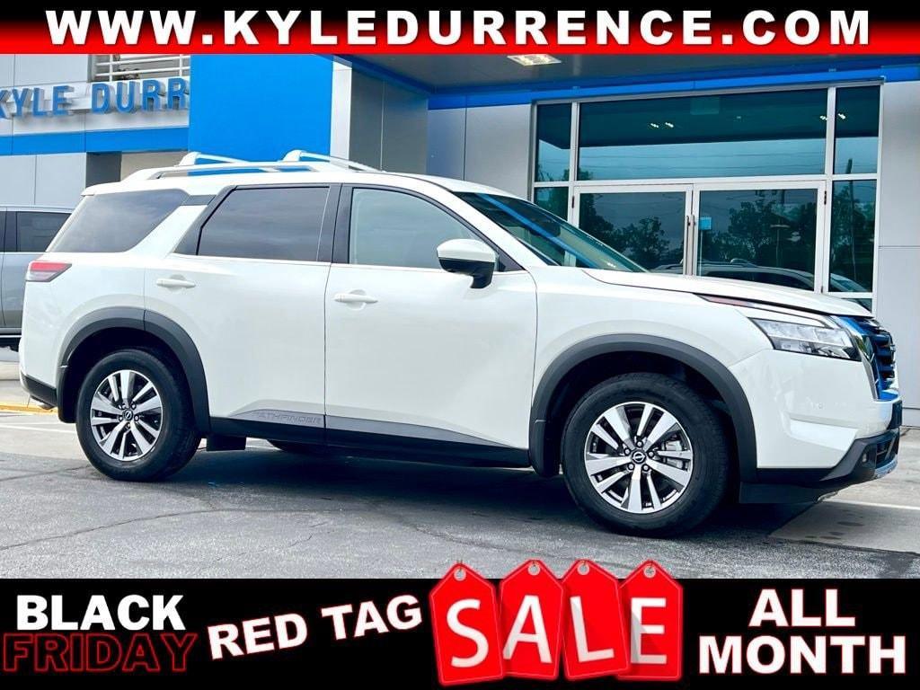 used 2022 Nissan Pathfinder car, priced at $31,444