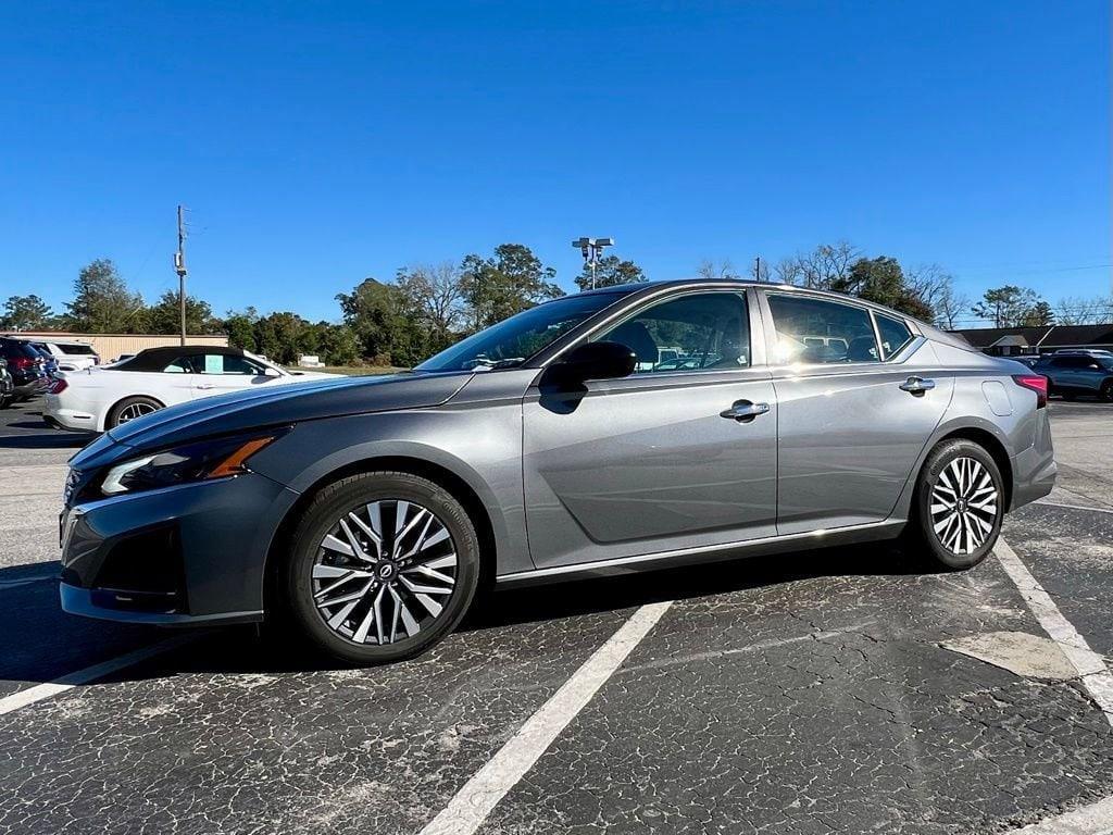 used 2024 Nissan Altima car, priced at $21,995