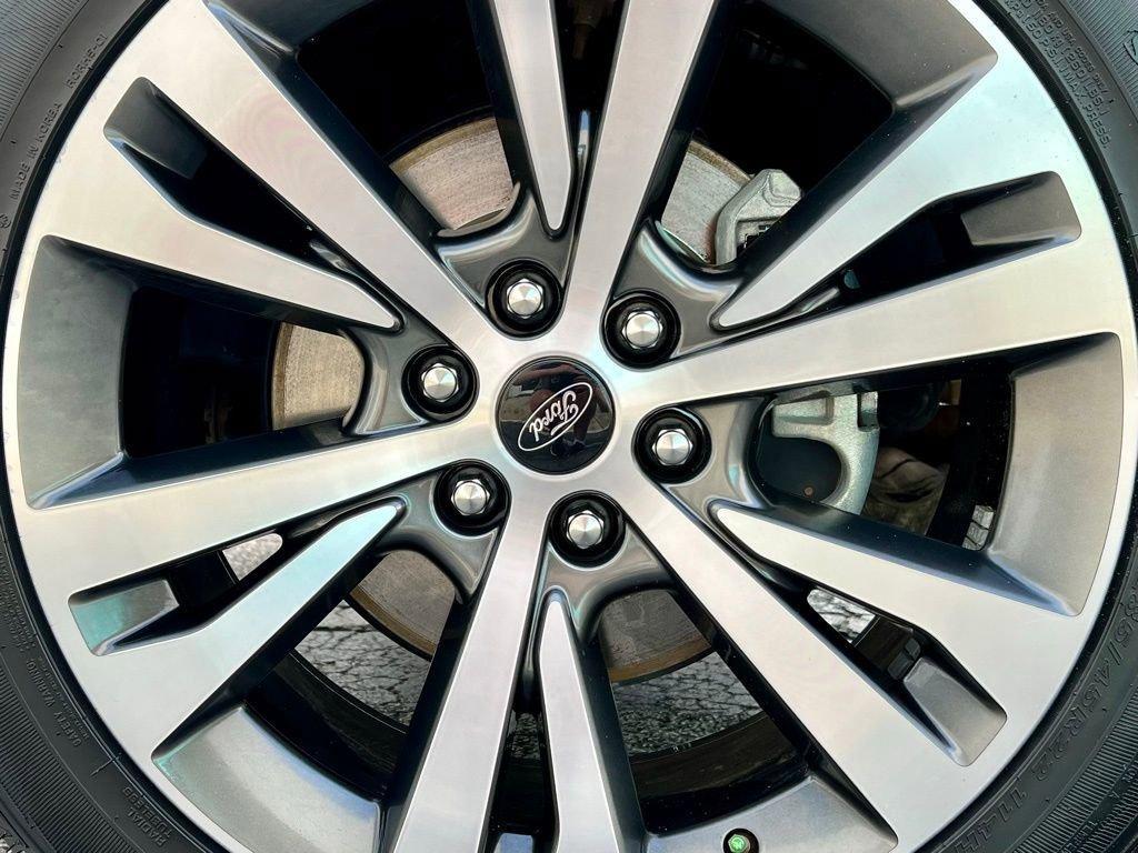 used 2021 Ford Expedition car, priced at $40,888