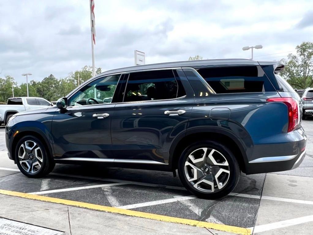 used 2024 Hyundai Palisade car, priced at $38,497