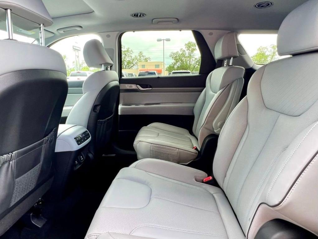used 2024 Hyundai Palisade car, priced at $38,497