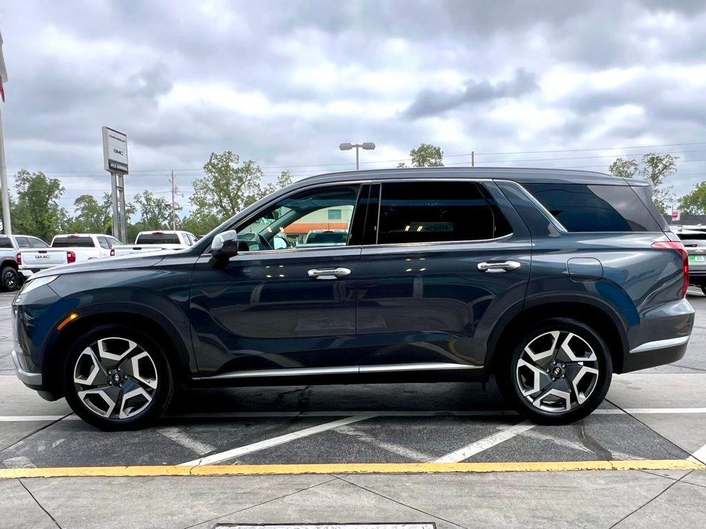 used 2024 Hyundai Palisade car, priced at $38,497
