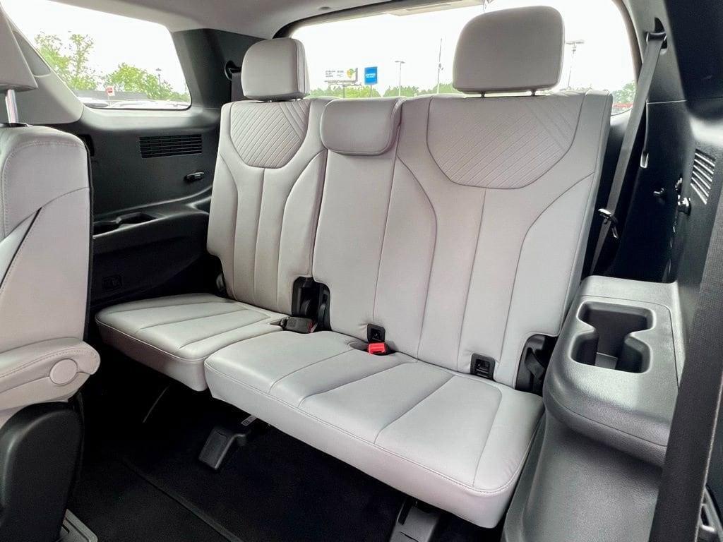 used 2024 Hyundai Palisade car, priced at $38,497