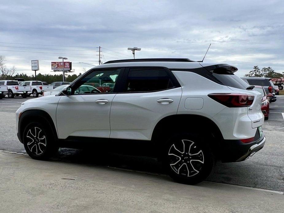 new 2025 Chevrolet TrailBlazer car, priced at $29,640