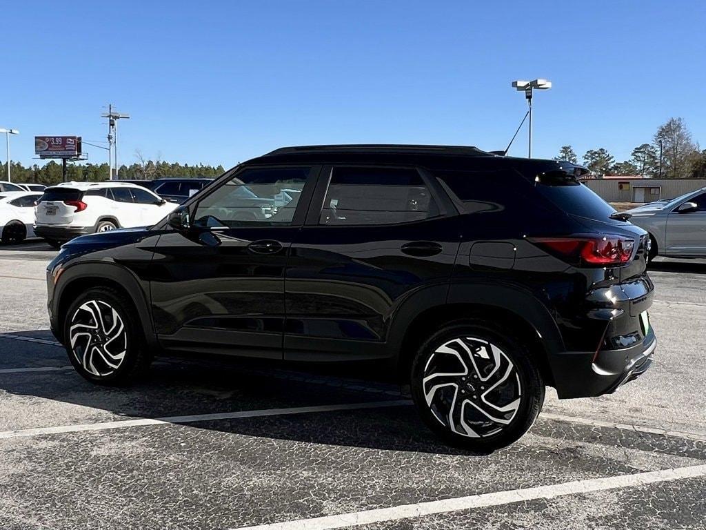 new 2025 Chevrolet TrailBlazer car, priced at $29,390