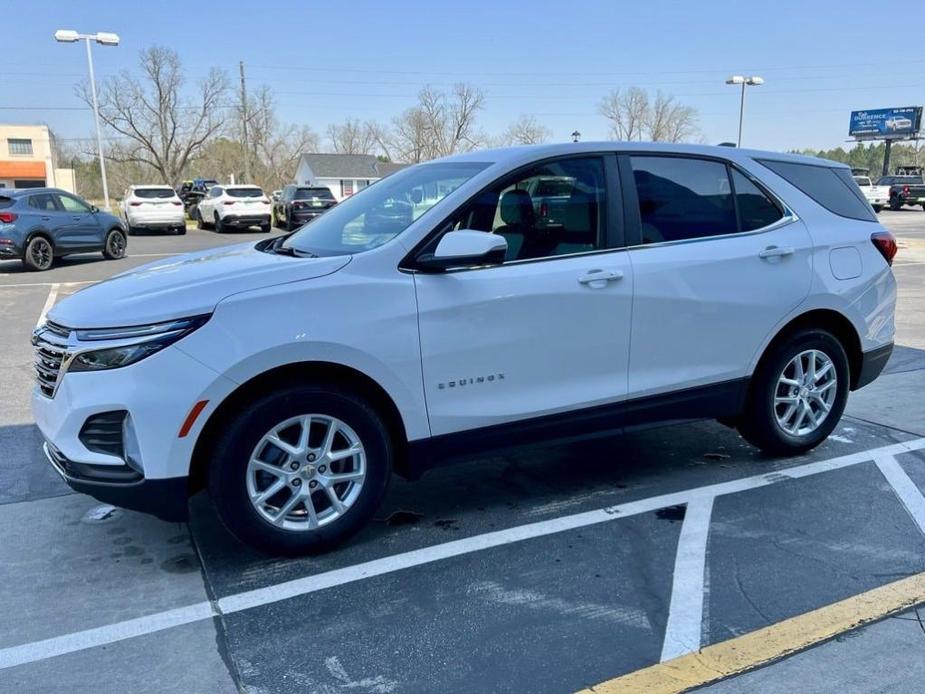 new 2024 Chevrolet Equinox car, priced at $29,461