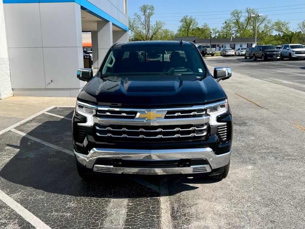 new 2025 Chevrolet Silverado 1500 car, priced at $69,054