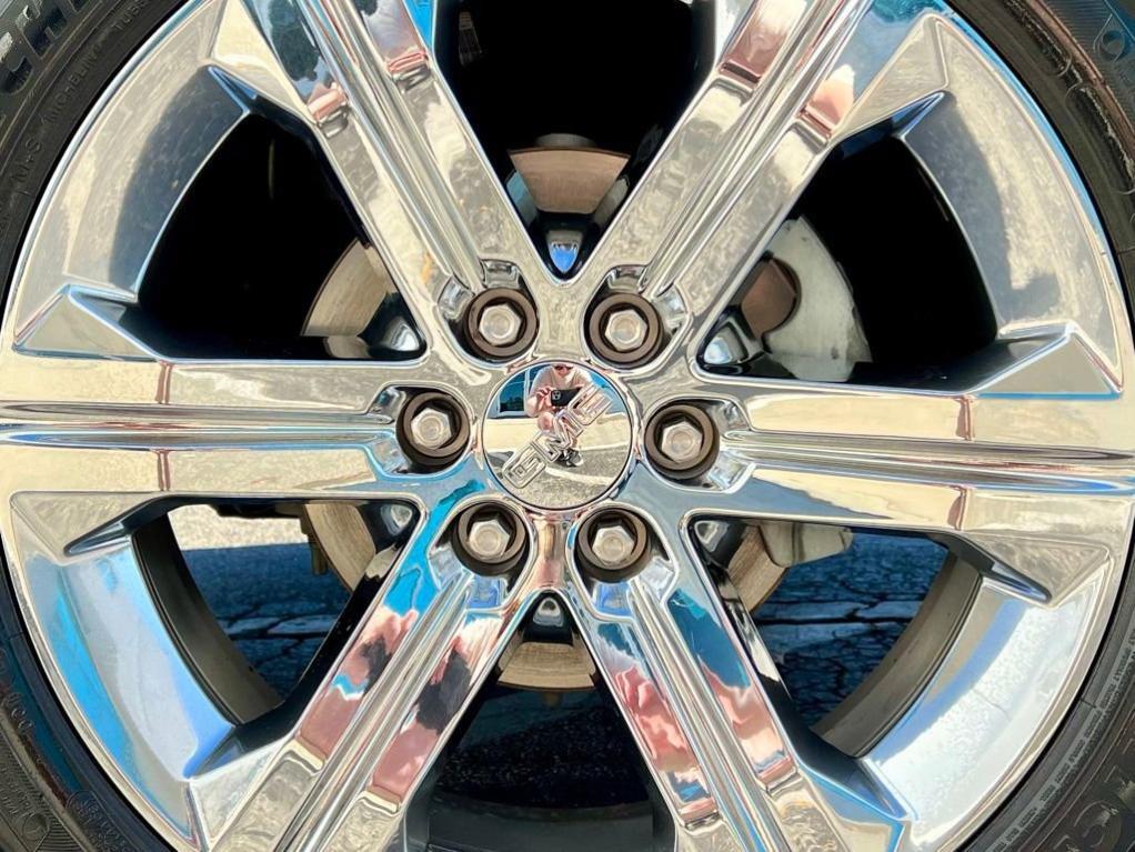 used 2016 GMC Yukon car, priced at $18,553