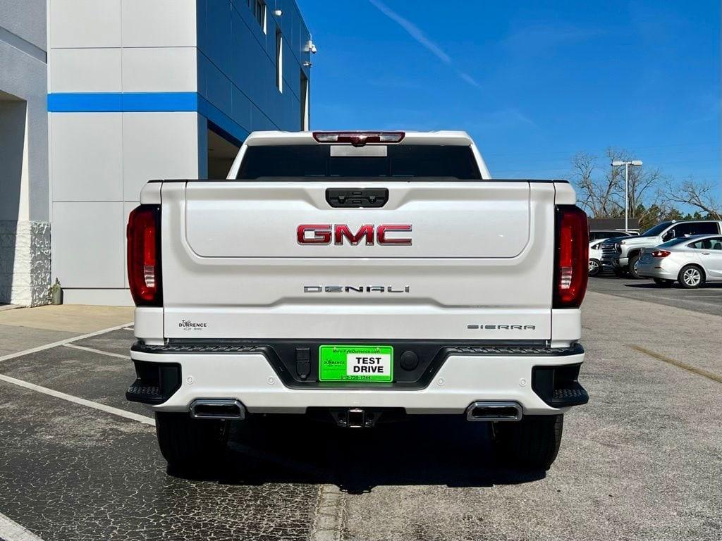 new 2025 GMC Sierra 1500 car, priced at $71,035