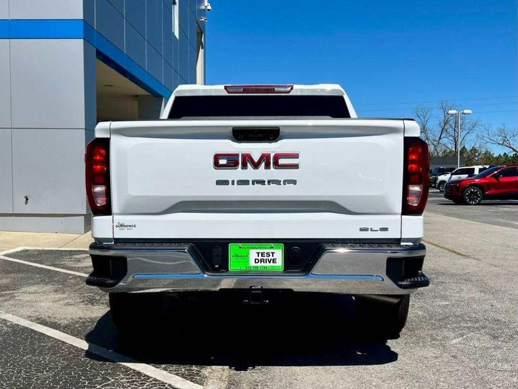 new 2025 GMC Sierra 1500 car, priced at $45,695