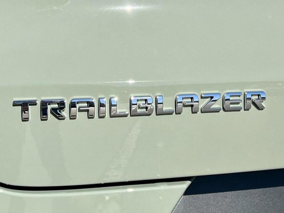 new 2025 Chevrolet TrailBlazer car, priced at $31,580