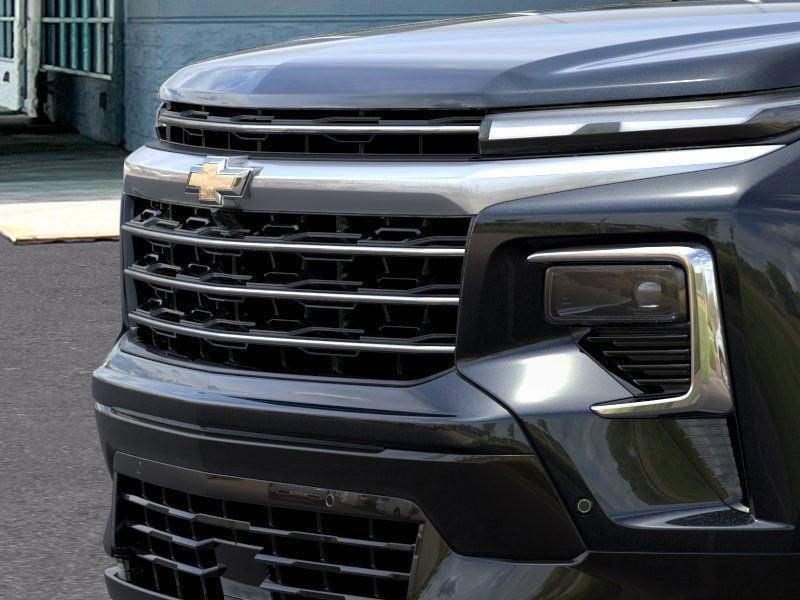 new 2025 Chevrolet Traverse car