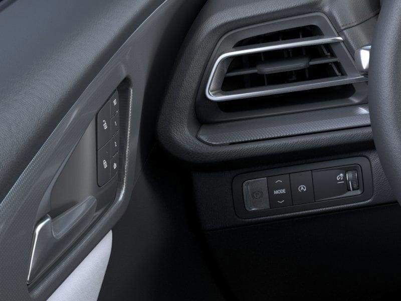 new 2025 Chevrolet Traverse car