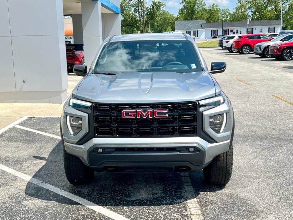 new 2025 GMC Canyon car, priced at $39,315