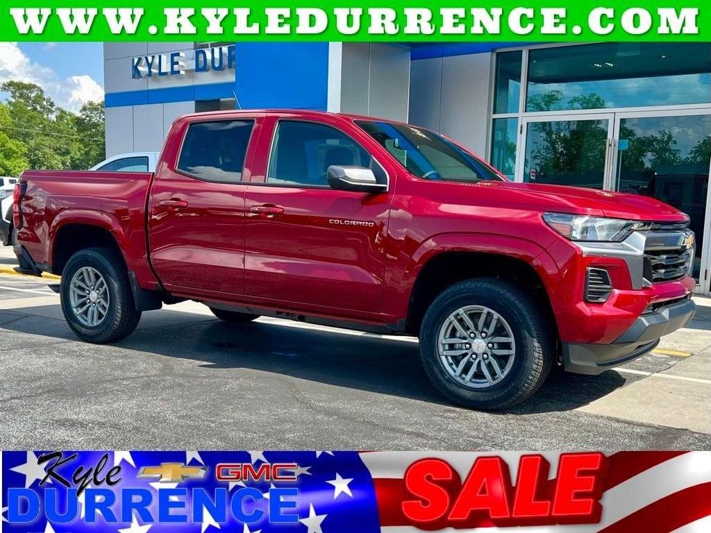 new 2025 Chevrolet Colorado car, priced at $39,125