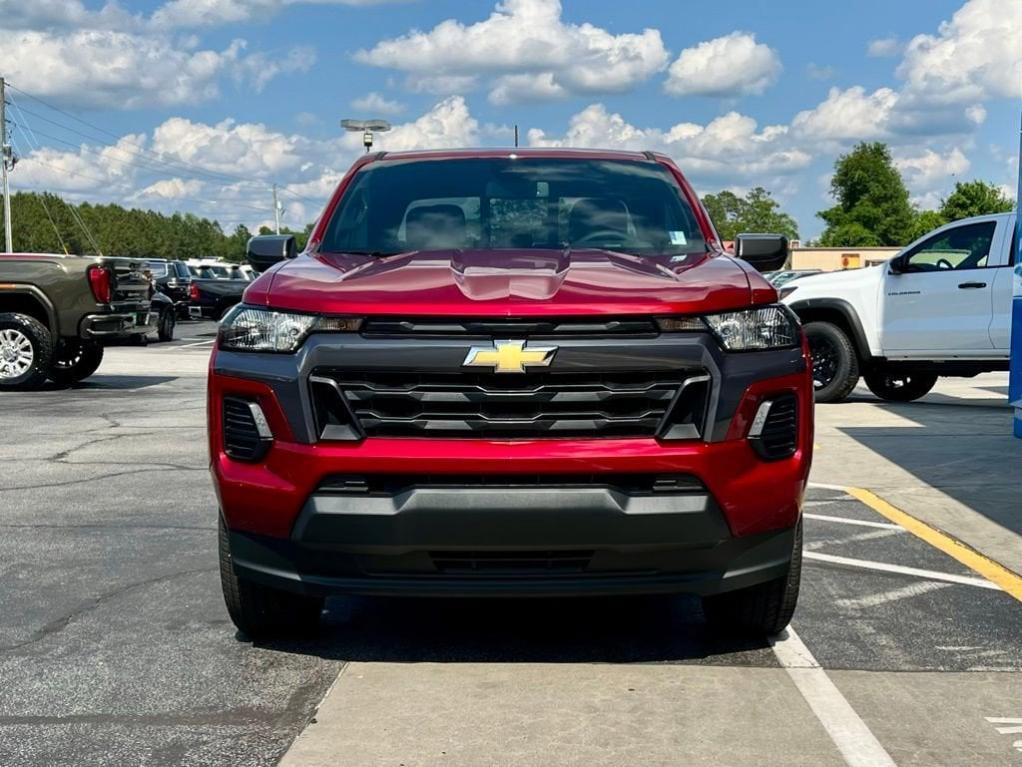 new 2025 Chevrolet Colorado car, priced at $39,125