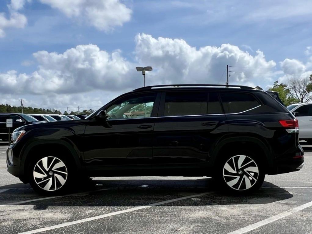 used 2024 Volkswagen Atlas car, priced at $34,574