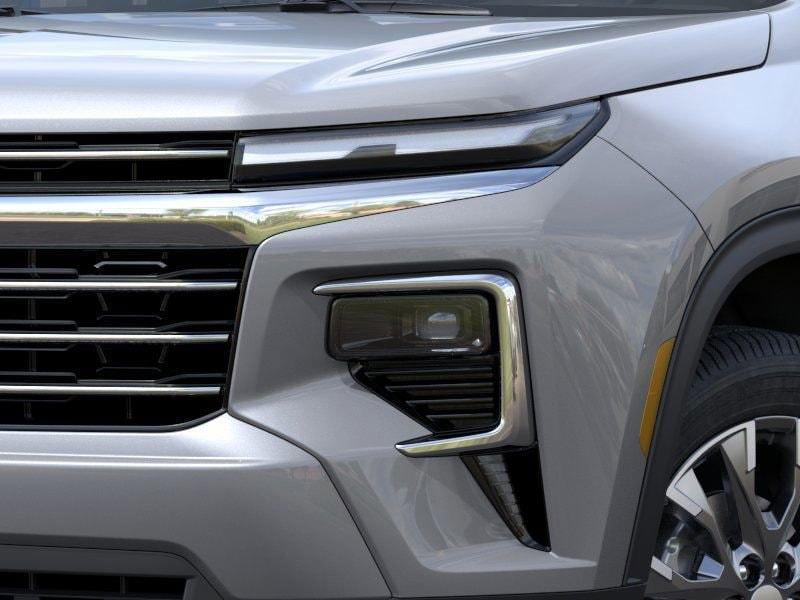 new 2025 Chevrolet Traverse car