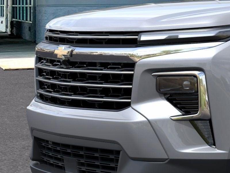 new 2025 Chevrolet Traverse car