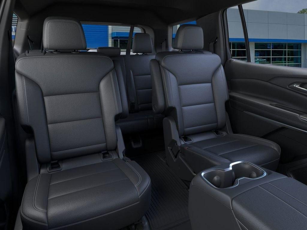 new 2025 Chevrolet Traverse car