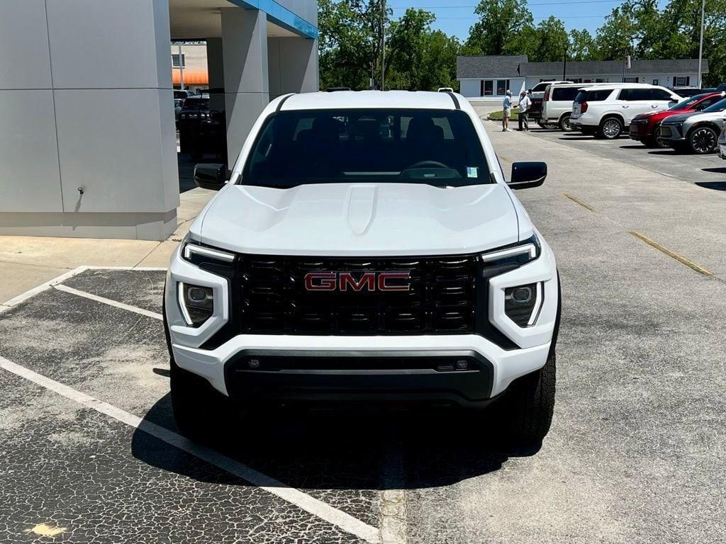 new 2025 GMC Canyon car, priced at $38,820