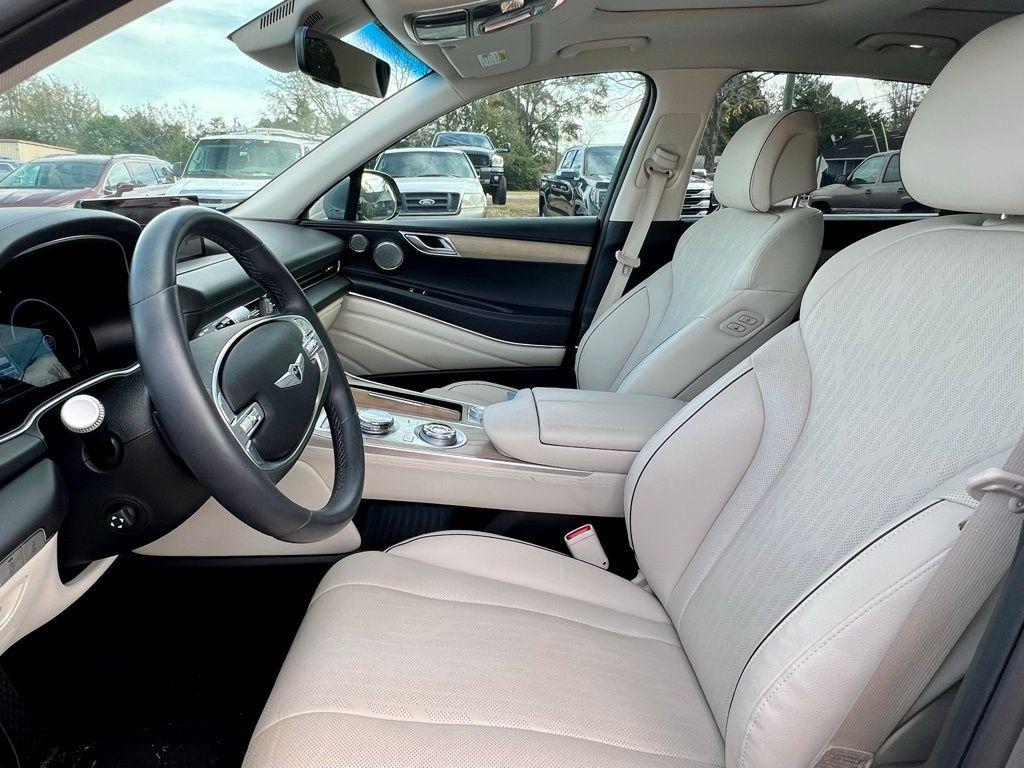 used 2023 Genesis GV80 car