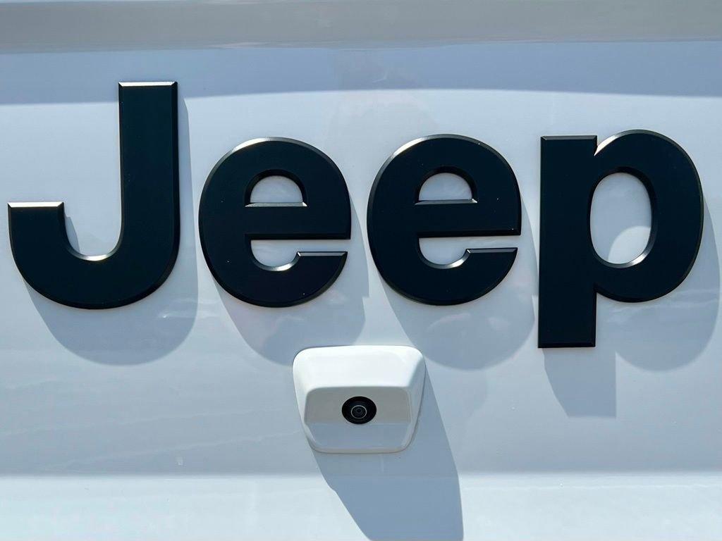 used 2023 Jeep Gladiator car, priced at $28,495
